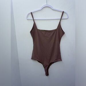 LuLus Danyelle Cocoa Brown Ribbed Bodysuit - Size L